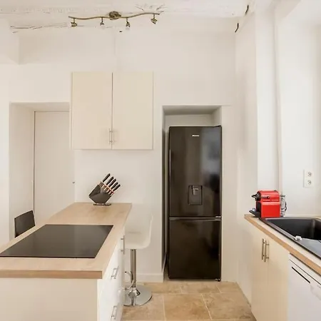 De Charm Distinctif Sejour Elegant Dans Le Marais Branche Apartment *