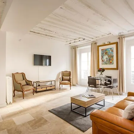 De Charm Distinctif Sejour Elegant Dans Le Marais Branche Apartment Paris