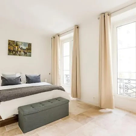 De Charm Distinctif Sejour Elegant Dans Le Marais Branche Paris